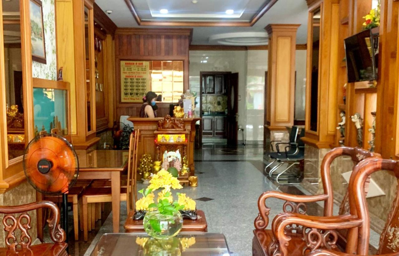 Khách sạn Hoang Anh Anh 2*